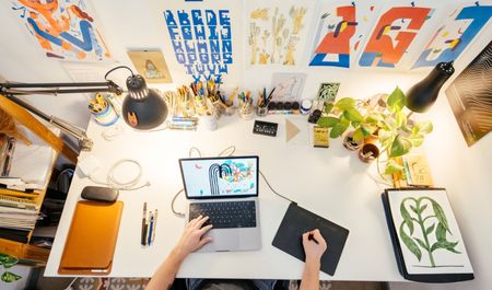 Somos un equipo creativo multidisciplinario