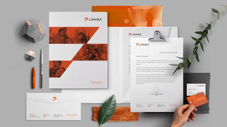 Diseño de carpeta de presentación y papelería para Linmex